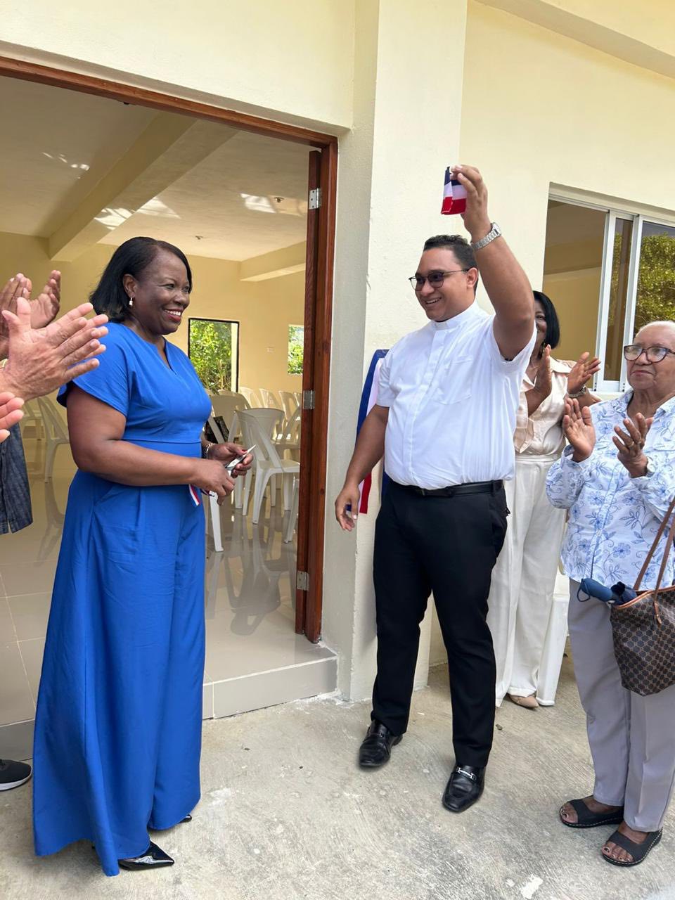 Acto de Corte de Cinta Capilla Catolica San Jose en la Comunidad de Carvajal